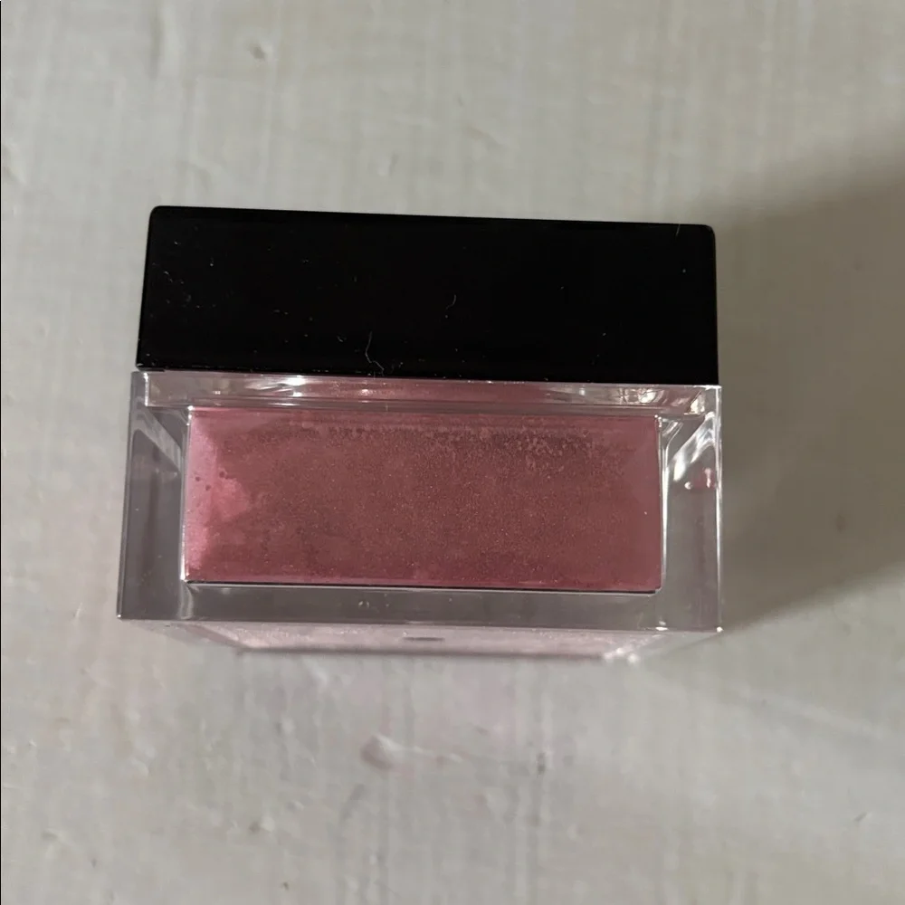 Beauty Society powder blush/highlighter - Picture 2 of 3